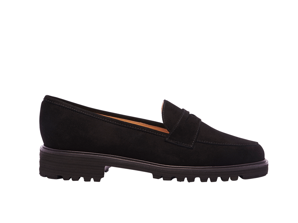 Sporty, extralight loafer in black