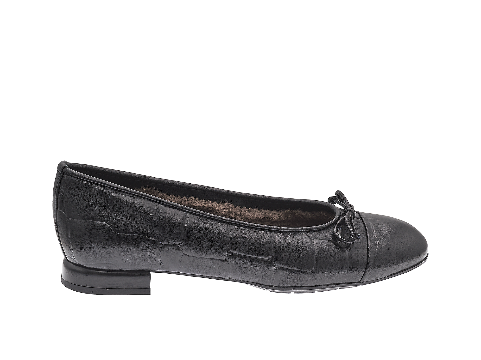 Lambskin lined ballerina in textured leather