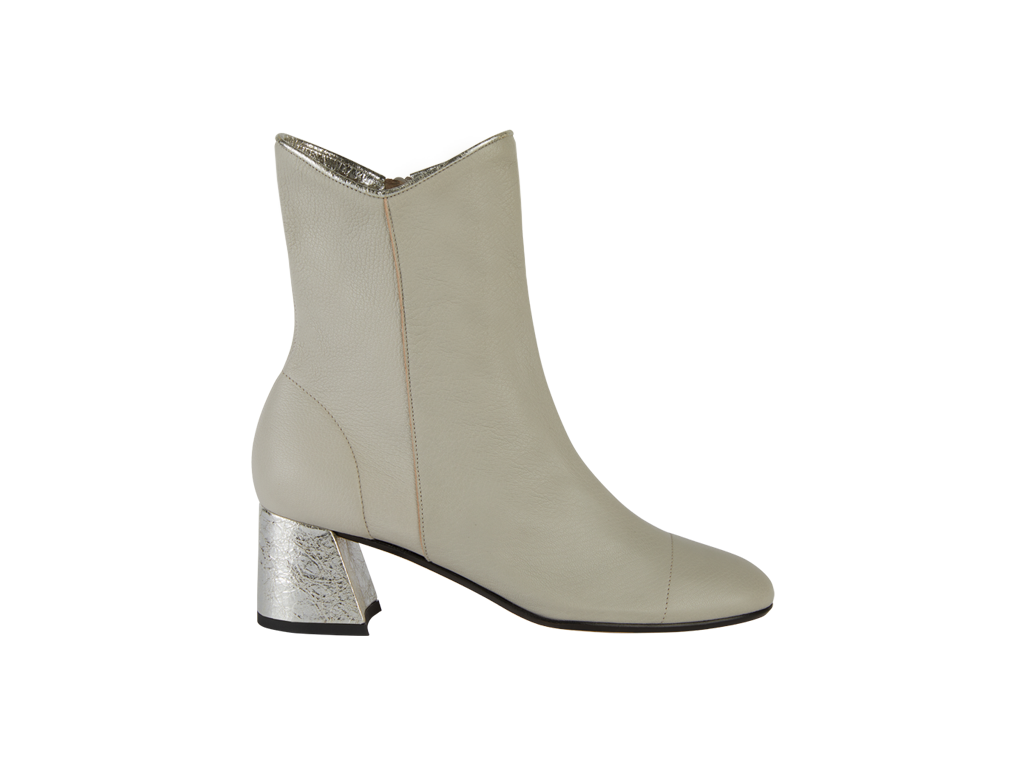 Glove ankle boot with trapeze heel