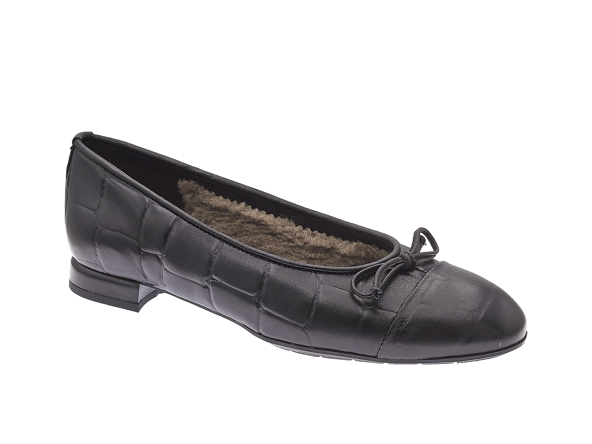 Lambskin lined ballerina in textured leather
