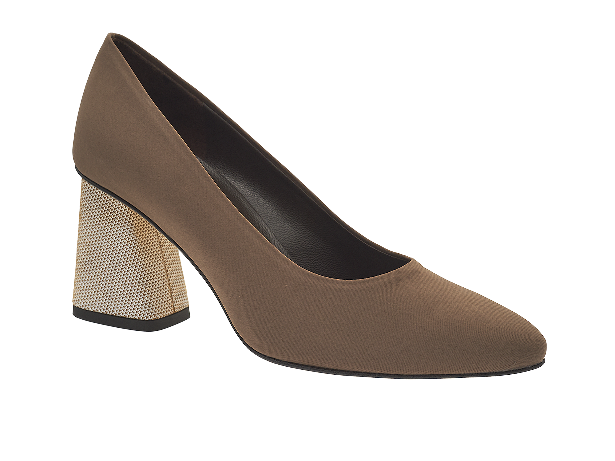 Pump with patterned heel