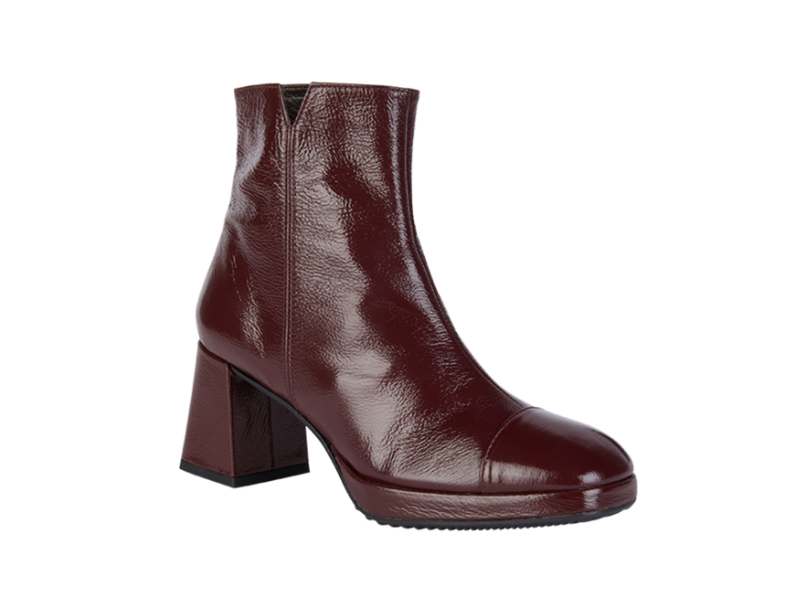 Plateau-Stiefelette in Lackleder