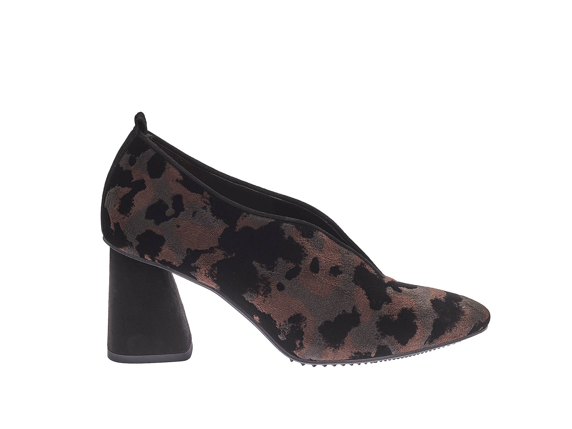 Pumps mit besonderem Ausschnitts in Camouflage